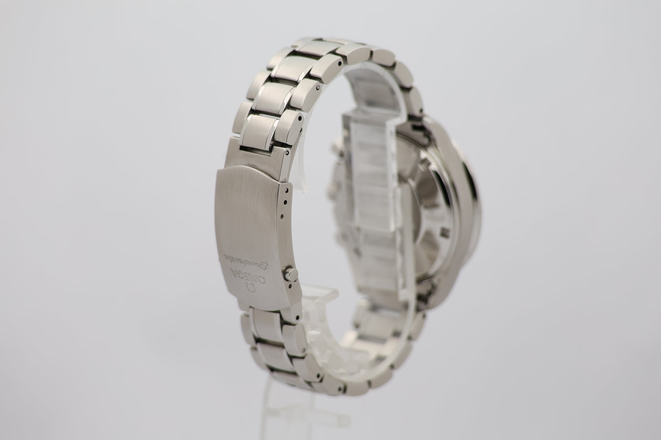 Omega Speedmaster Date Panda 40mm Automatik 32113100 - Detailansicht 1