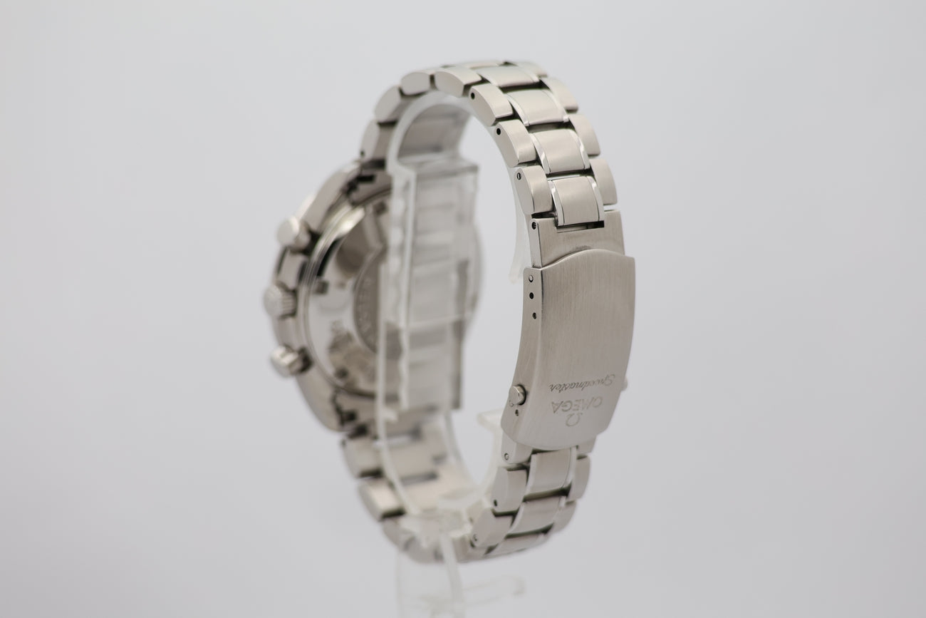 Omega Speedmaster Date Panda 40mm Automatik 32113100 - Detailansicht 2