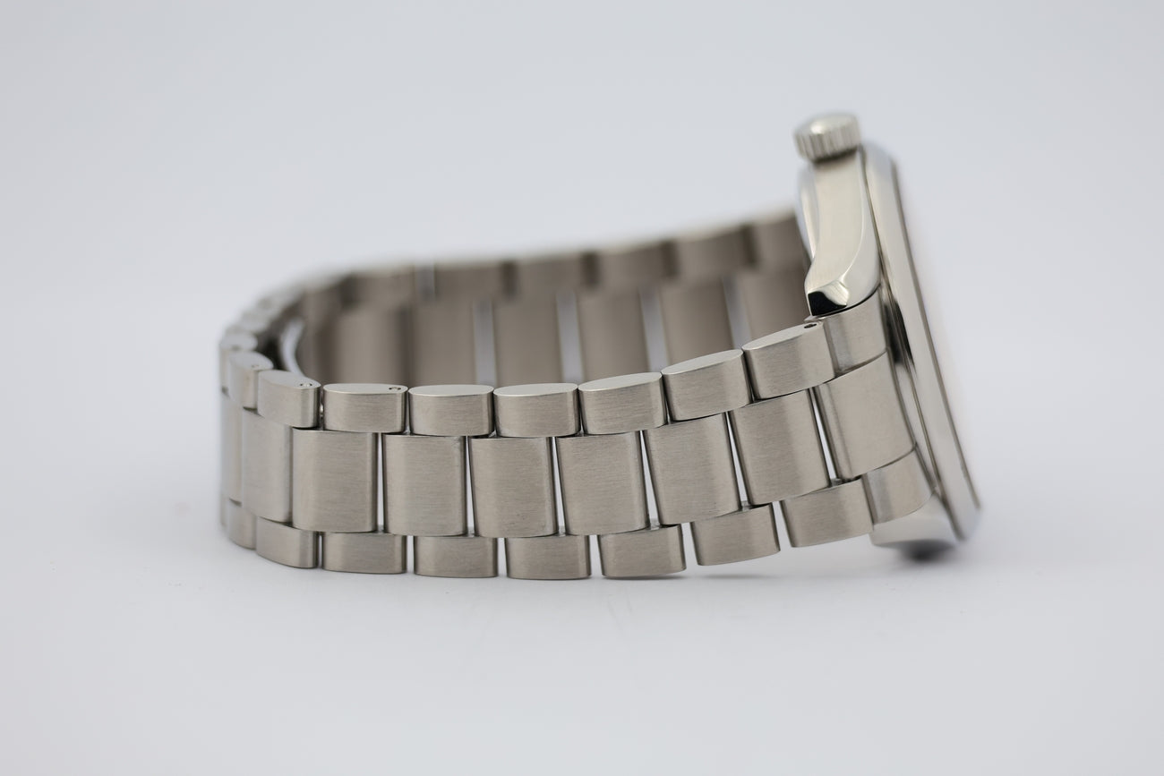 Omega Seamaster Aqua Terra 39mm Automatik 25033400 - Detail view 4