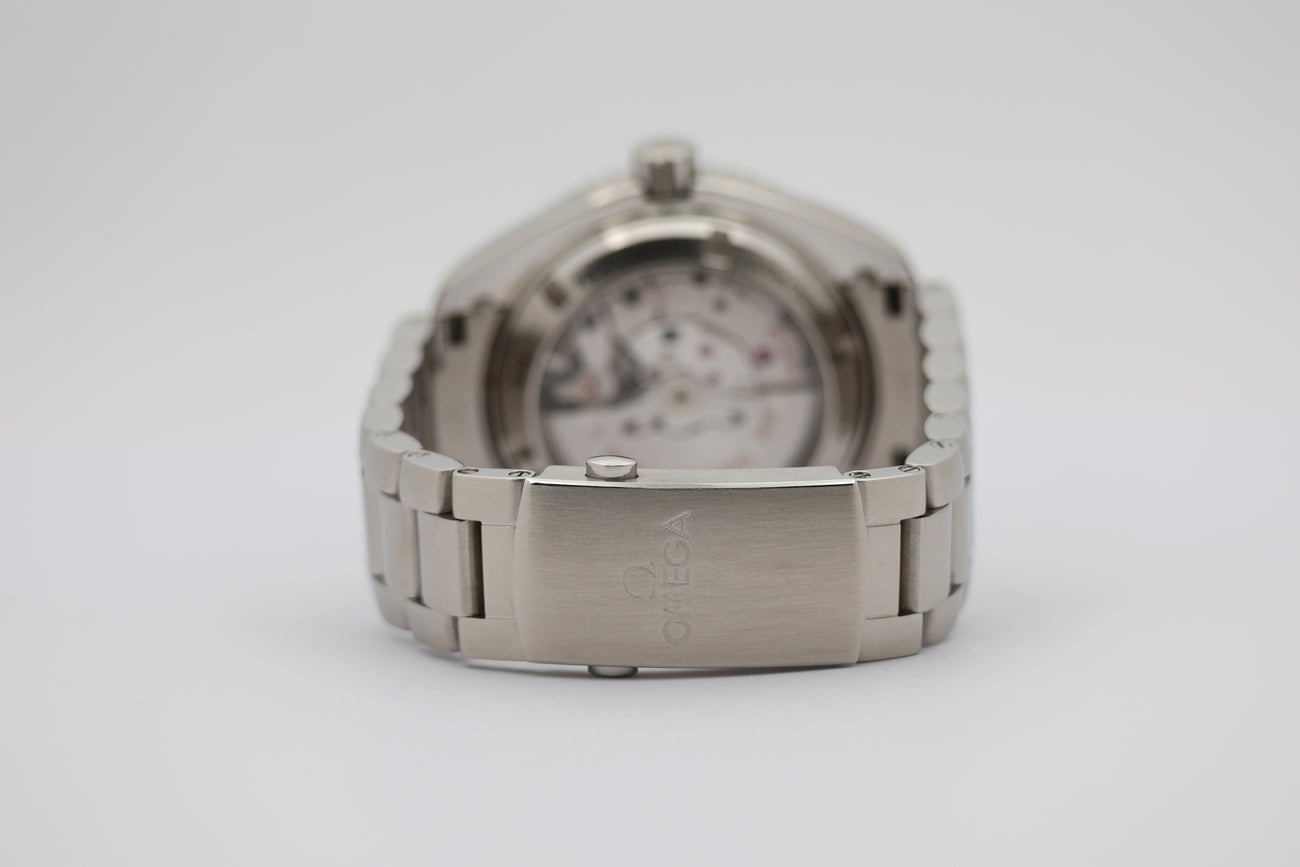 Omega Seamaster Planet Ocean 42mm Automatik 23230422101003 - Detail view 5