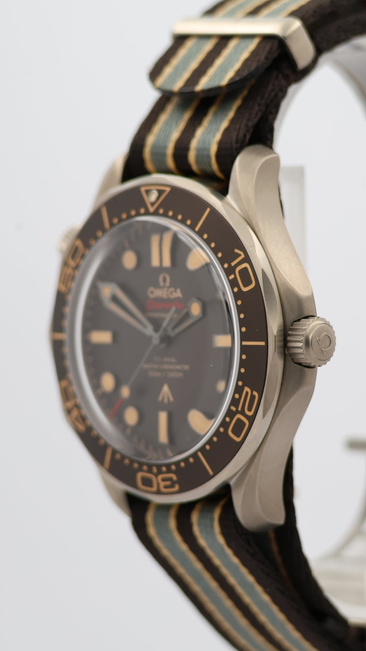 Omega Seamaster Diver 300 M "James Bond 007 Edition" Automatik 21092422001001 - Detail view 6