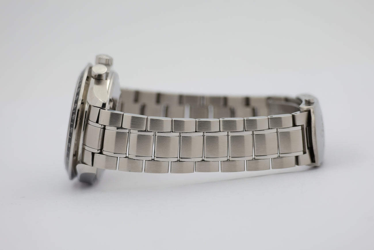 Omega Speedmaster Date 40mm Automatik 32105200 - Detailansicht 3