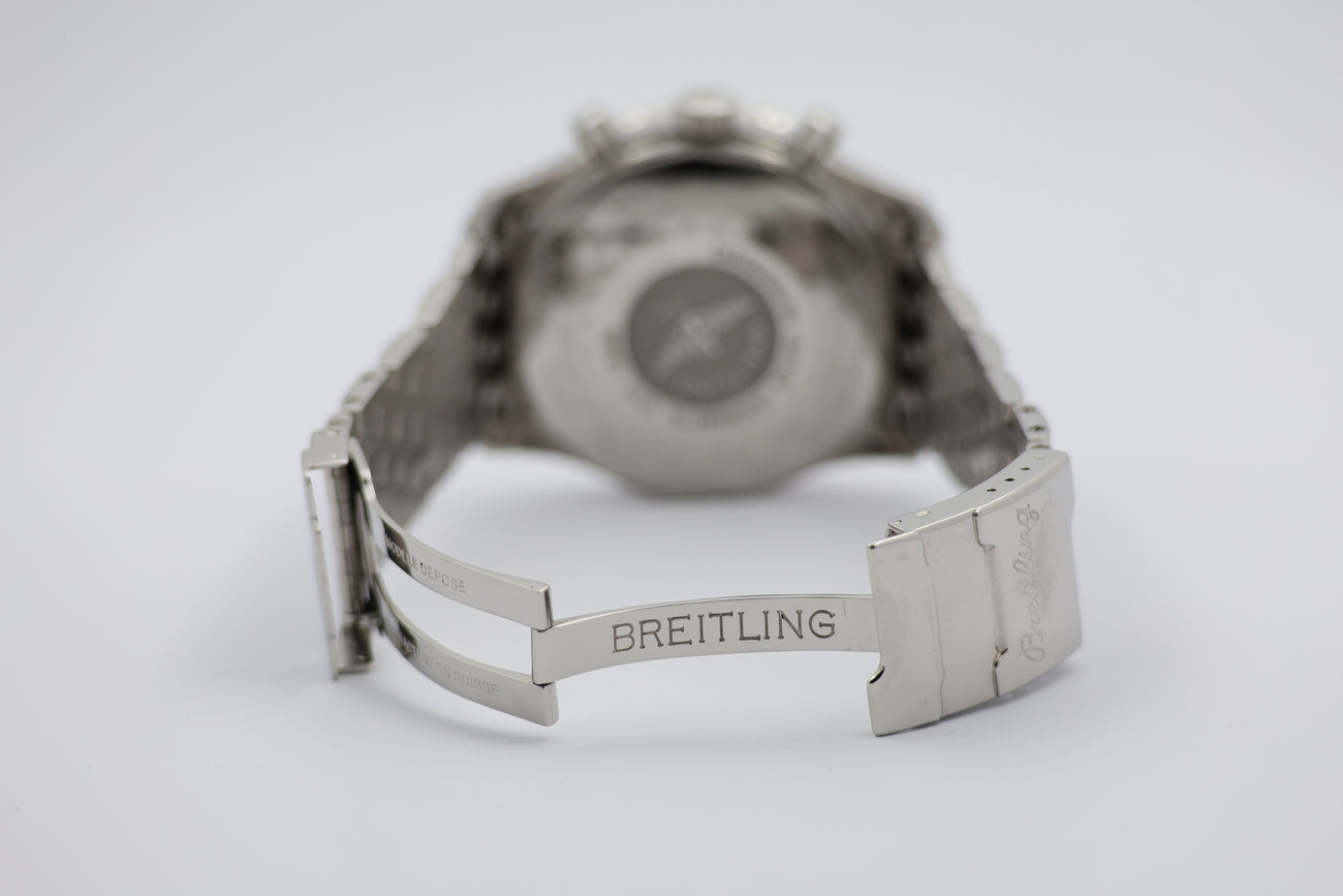 Breitling Navitimer World Automatik 46mm A24322 - Detailansicht 6