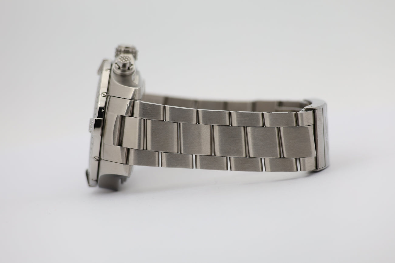 Breitling Avenger Chronograph 43mm Automatik A13317101B1A1 - Detailansicht 3