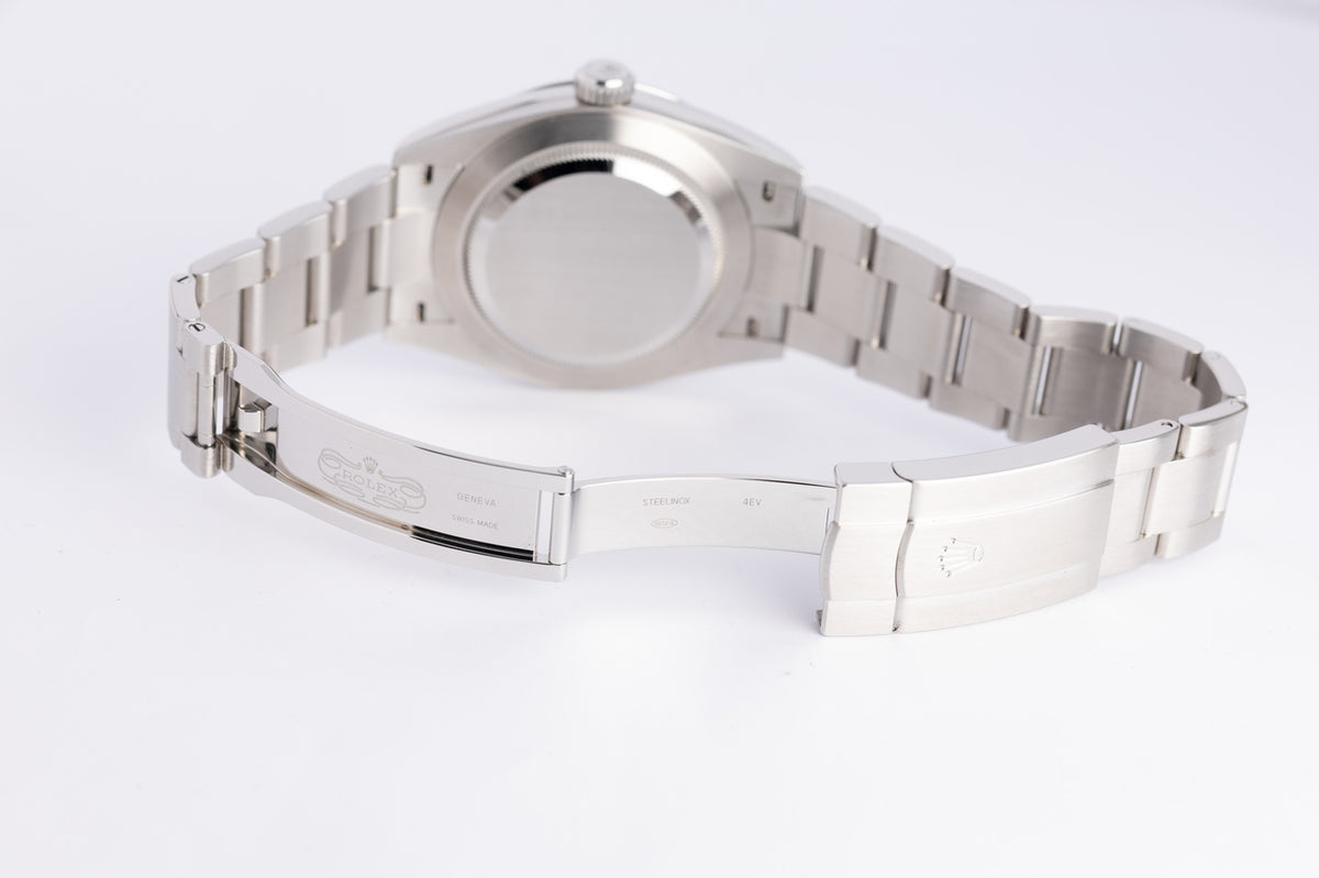 Rolex Oyster Perpetual 41 Automatik Herrenuhr Beige" 134300 - Detailansicht 8