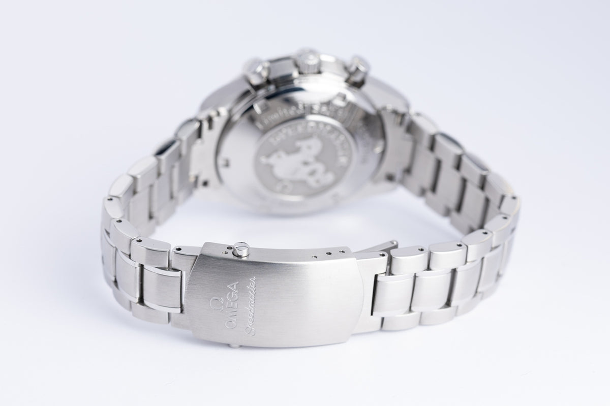 Omega Speedmaster Date "1957" Automatik Herrenuhr 32330404001001 - Detailansicht 7