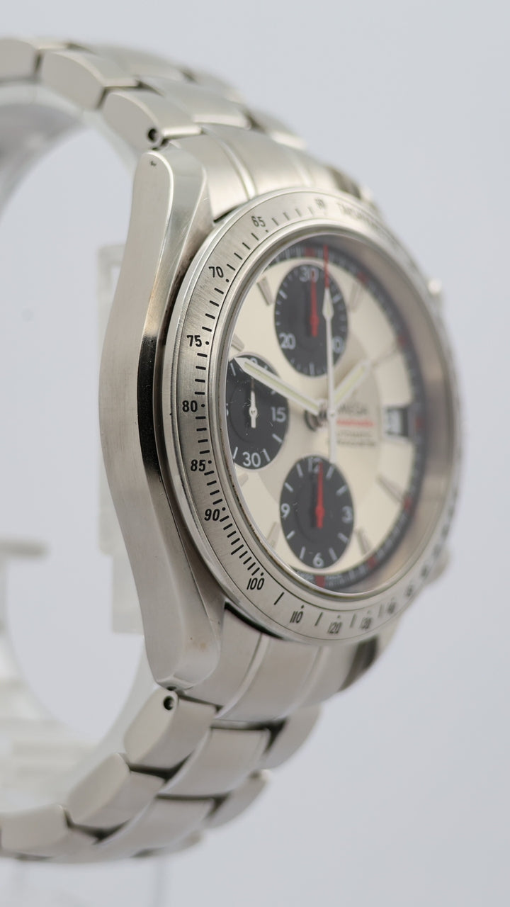 Omega Speedmaster Date Panda 40mm Automatik 32113100 - Detailansicht 8