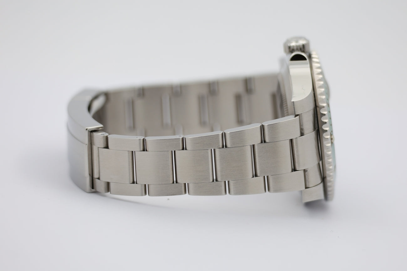 Rolex Submariner Date 'Hulk' Automatik 40mm 116610LV - Detailansicht 4