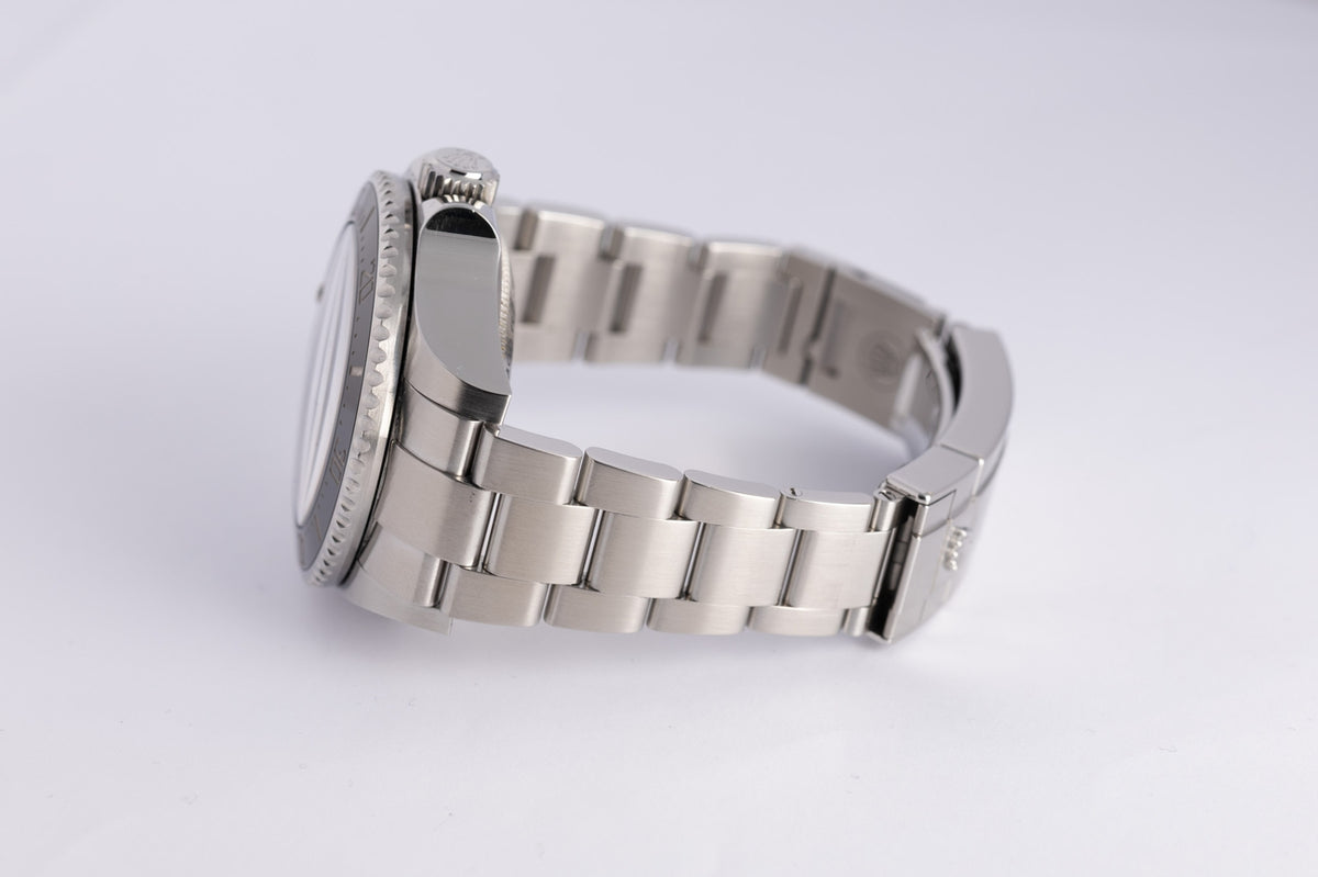 Rolex Sea-Dweller Deepsea 44mm 2015 Automatik 116660 - Detailansicht 5