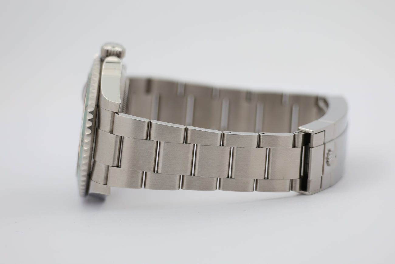 Rolex Submariner "Starbucks" Automatik 41mm 126610LV - Detailansicht 3