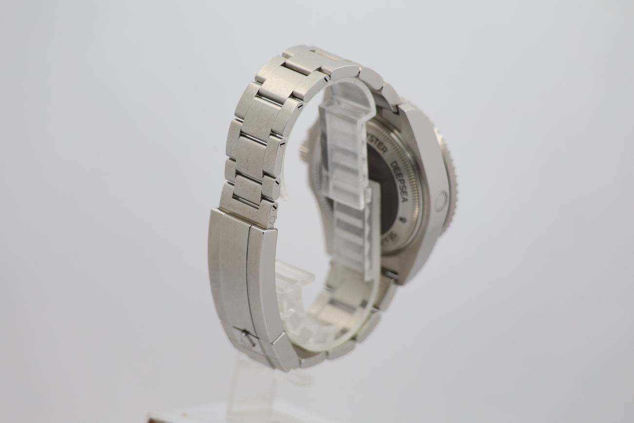 Rolex Sea-Dweller Deepsea Automatik Herrenuhr 126660 - Detailansicht 1