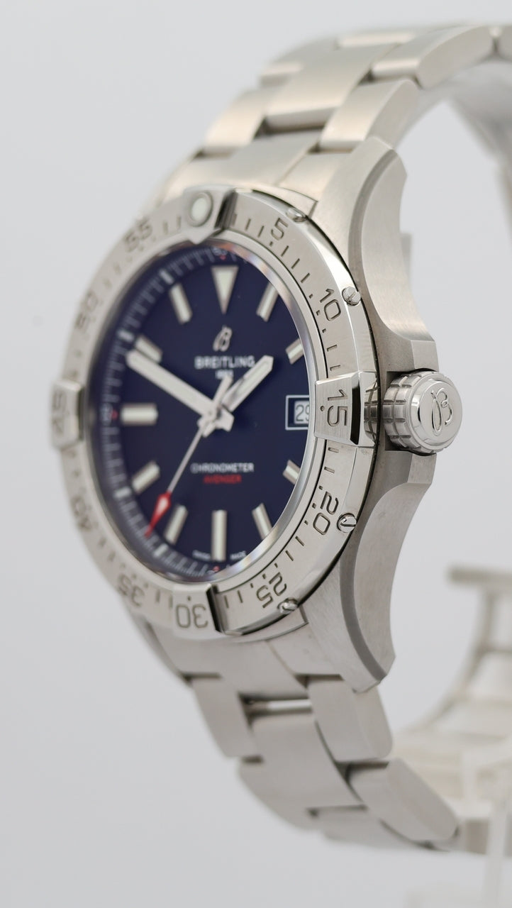 Breitling Avenger Automatik 42mm A17328 - Detail view 1