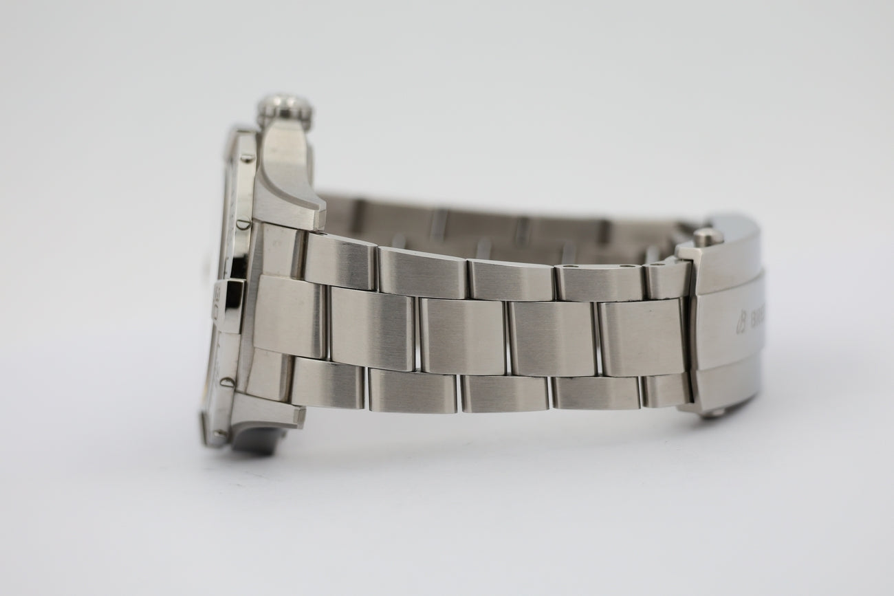 Breitling Avenger Automatik 42mm A17328 - Detail view 6