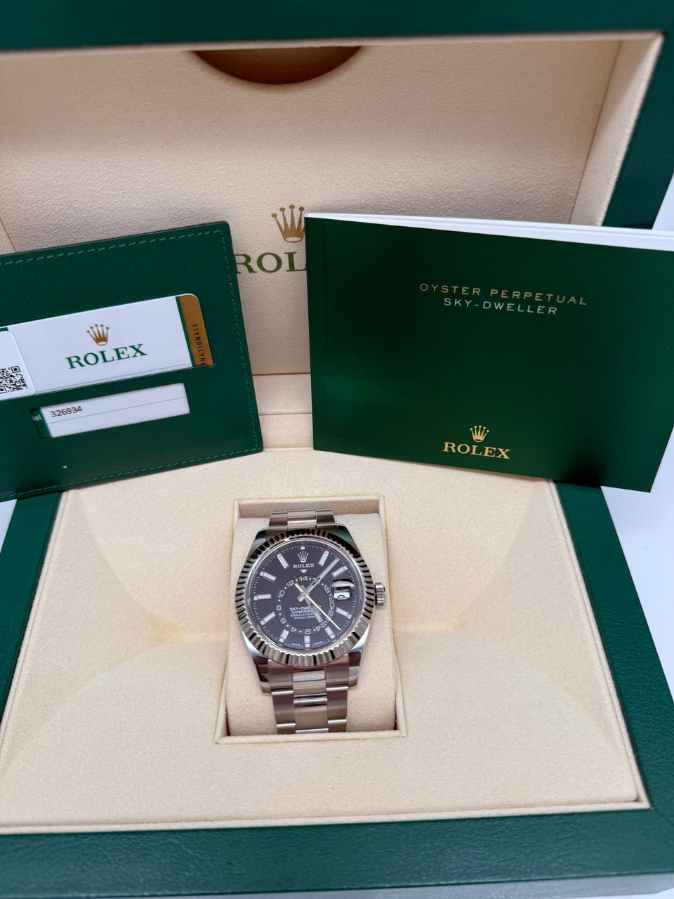 Rolex Sky-Dweller Automatik Herrenuhr Schwarz 326934 - Papiere und oder Lieferumfang