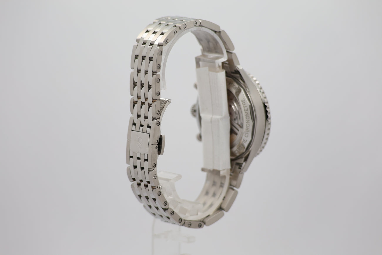 Breitling Navitimer 1 B01 Chronograph AB0138 - Detailansicht 1