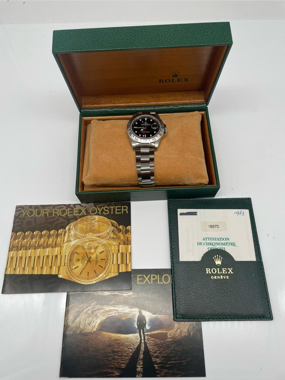 Rolex Explorer II 40mm Automatik 16570A - Papiere und oder Lieferumfang