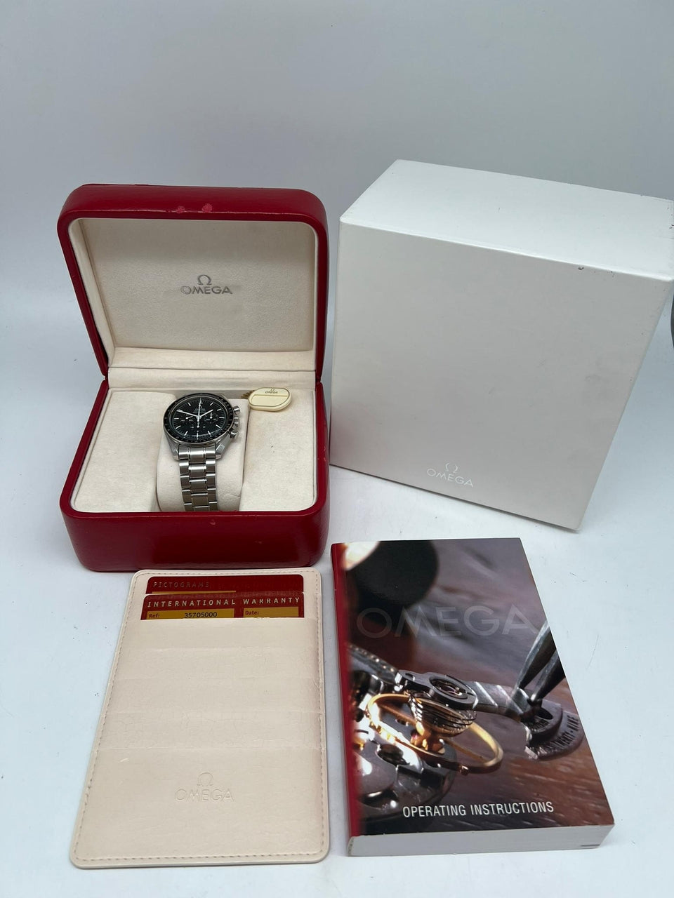 Omega Speedmaster Professional Moonwatch 42mm Handaufzug 35705000 Box + og. Papiere