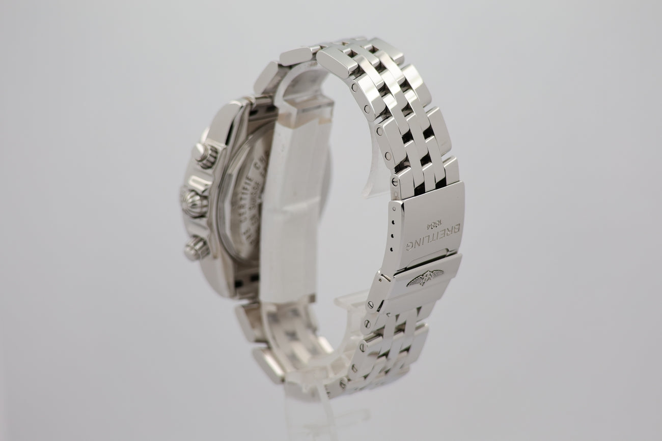 Breitling Chronomat Evolution Automatik 44mm A13356 - Detailansicht 2