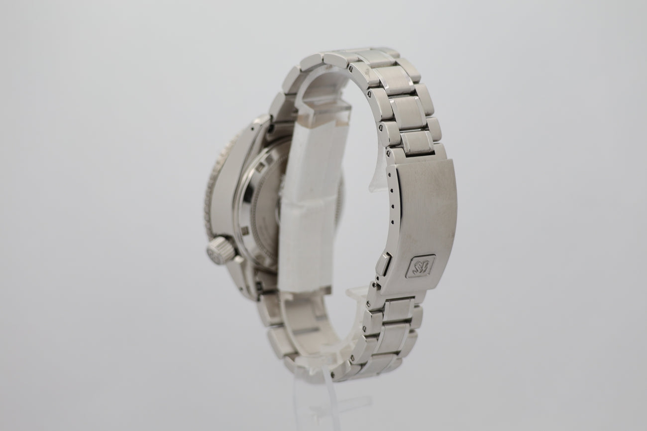 Grand Seiko Sports Collection 44mm Automatik 9S86-00K0 - Detailansicht 2
