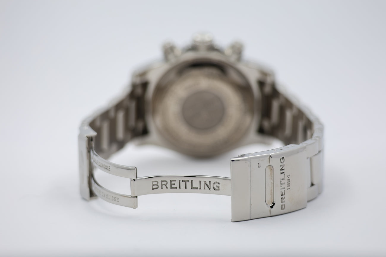 Breitling Avenger II 43mm Automatik + Chronometer Zertifikat A13381 - Detailansicht 6