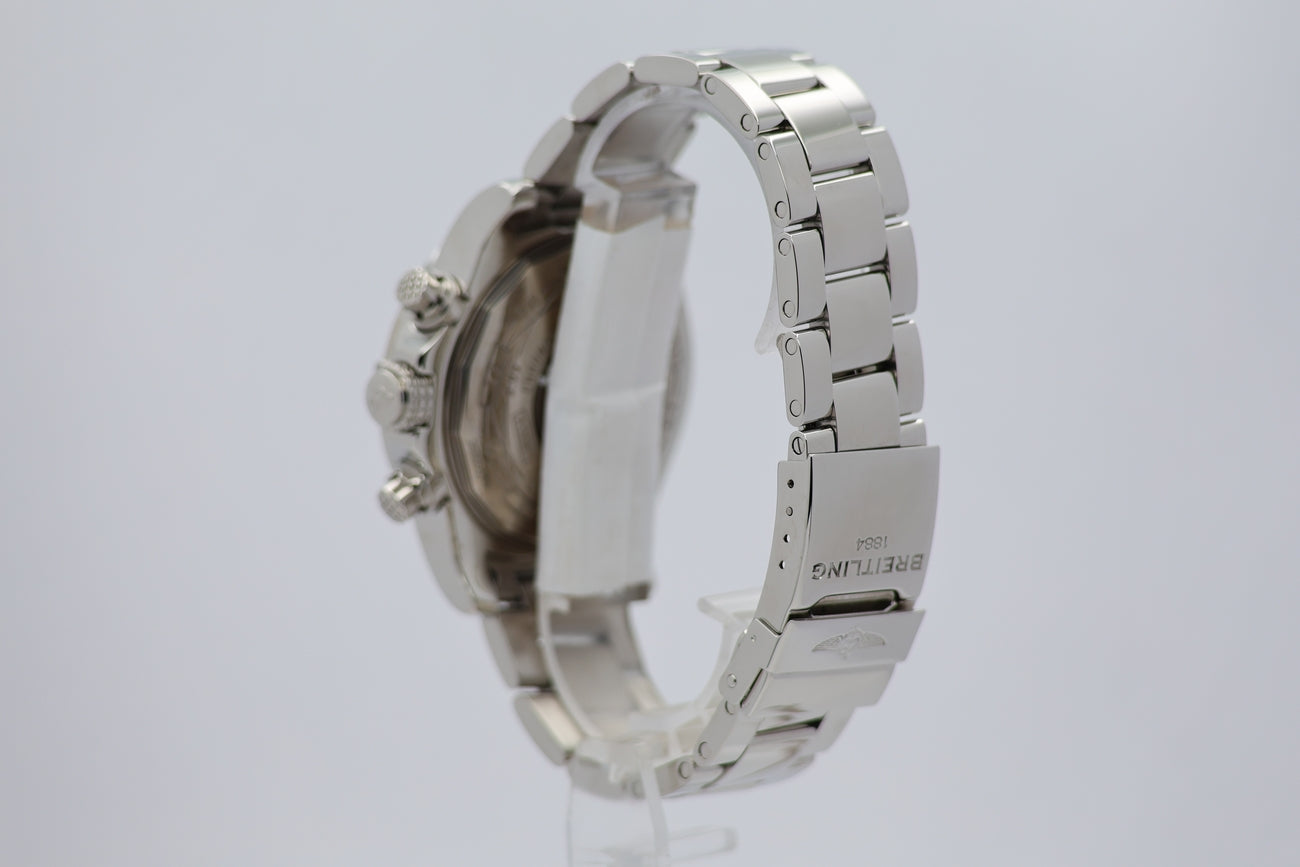 Breitling Avenger II 43mm Automatik + Chronometer Zertifikat A13381 - Detailansicht 2