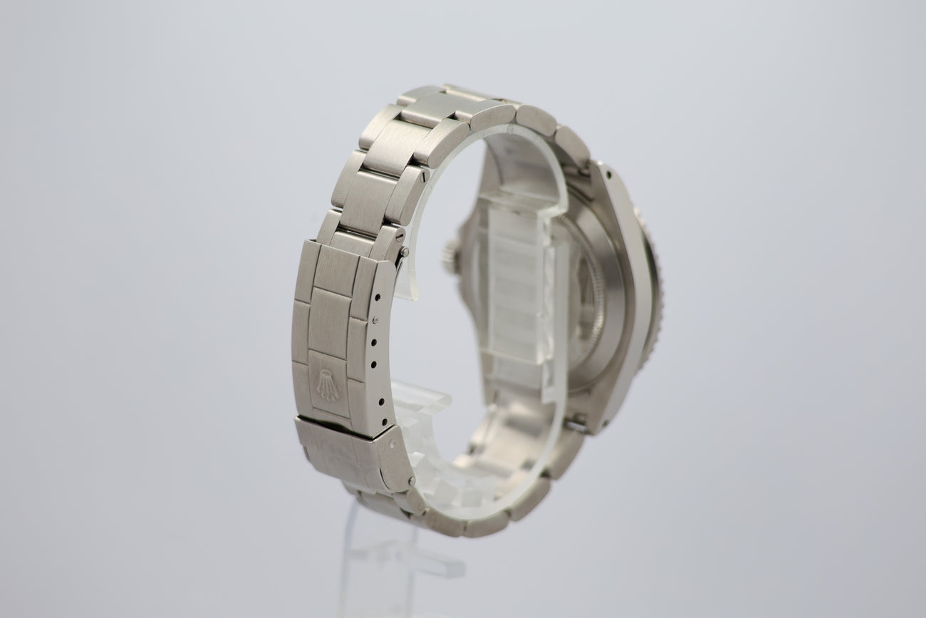 Rolex Submariner Date 40mm 16610 - Detailansicht 1