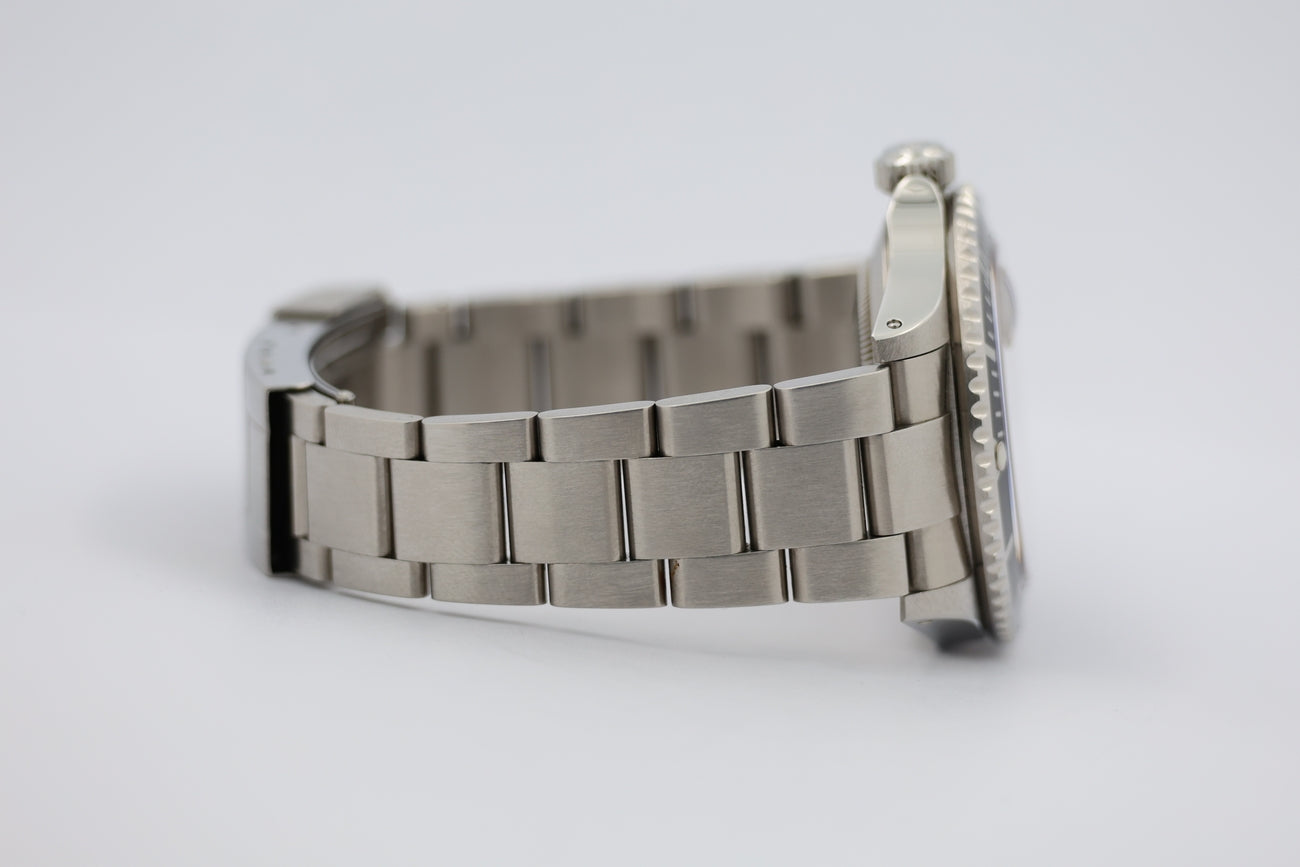 Rolex Submariner Date 40mm 16610 - Detailansicht 4