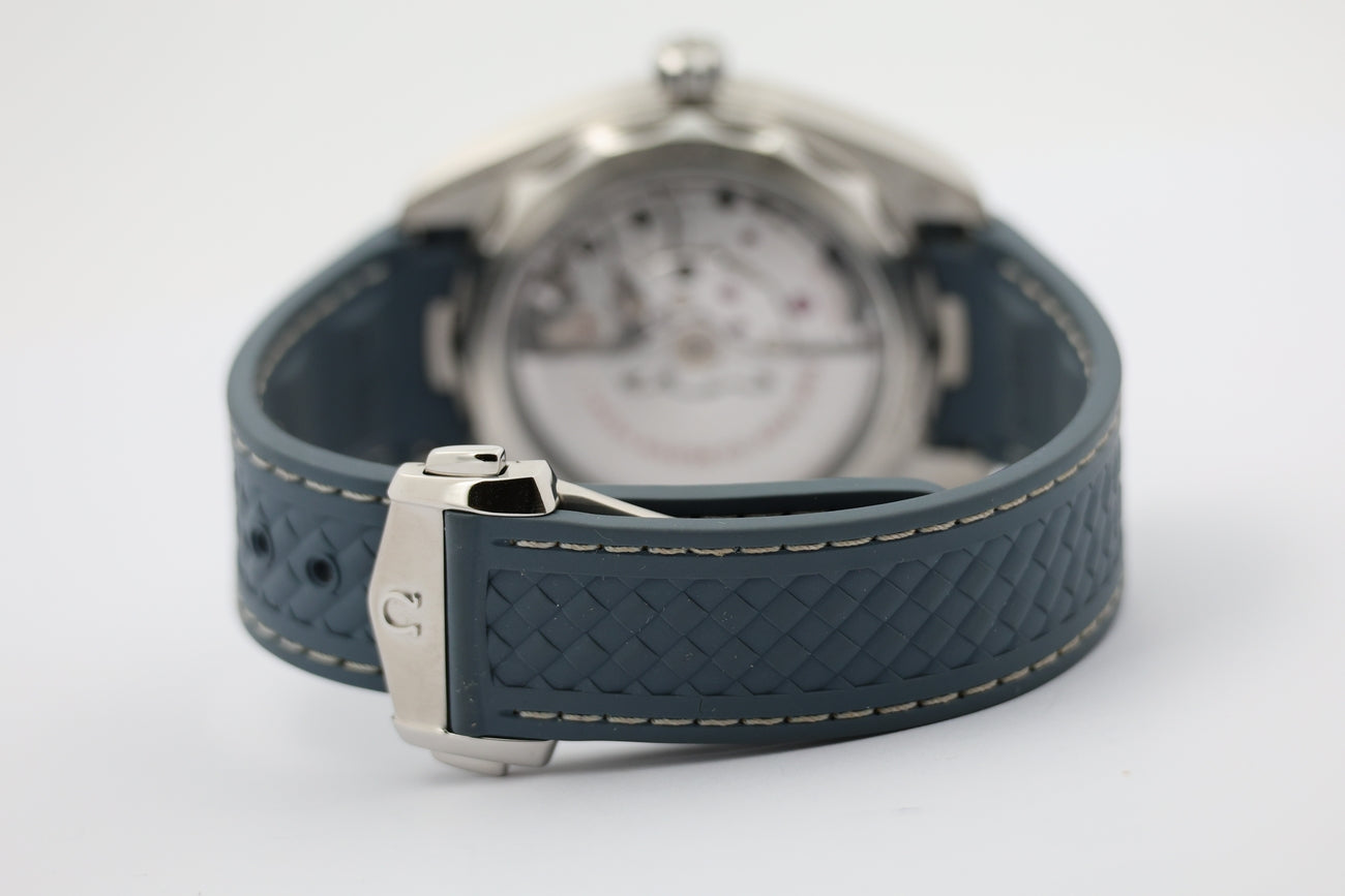 Omega Seamaster Aqua Terra Automatik Herrenuhr Kautschuk 22012412103005 - Detail view 5