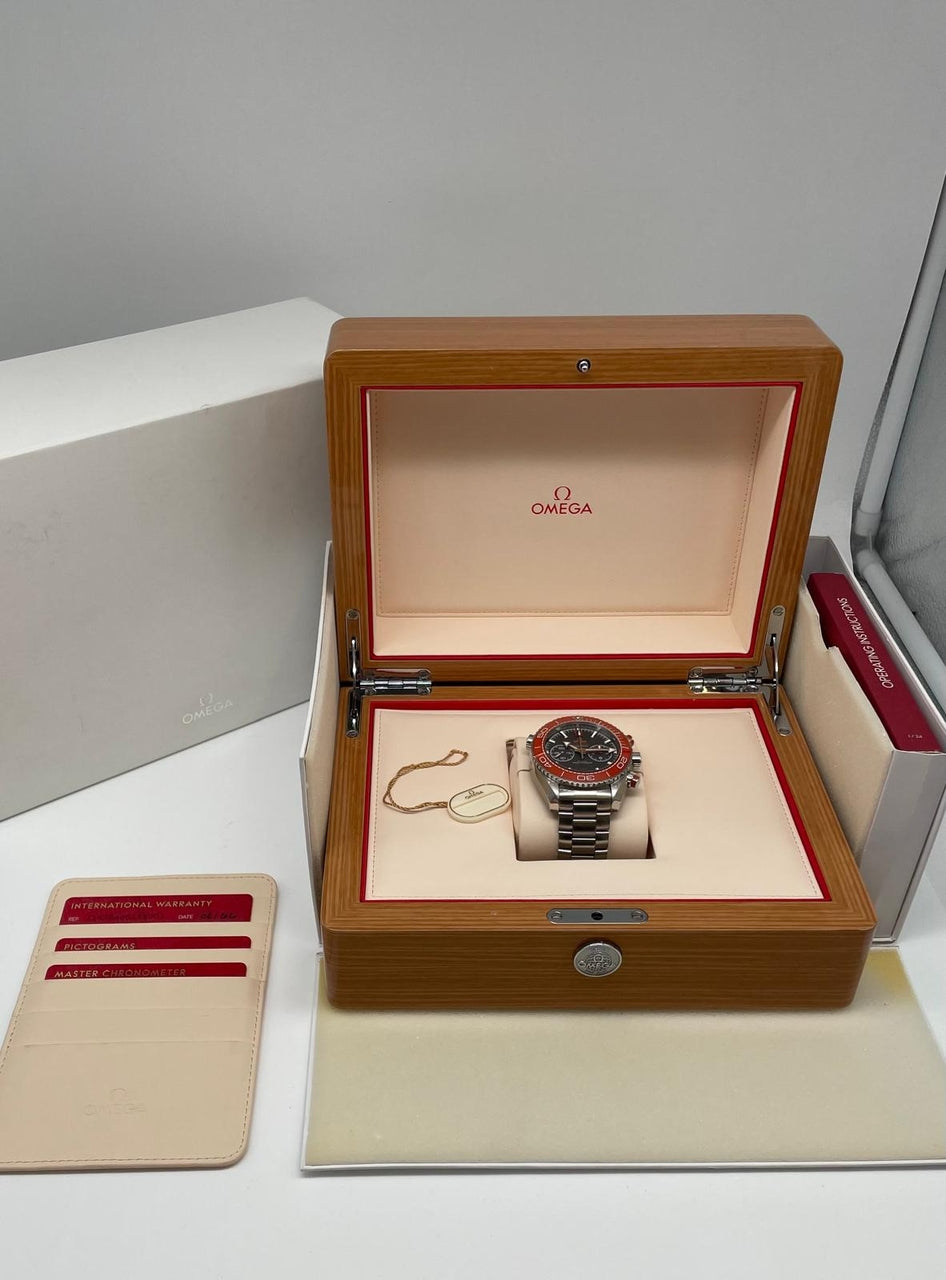 Omega Seamaster Planet Ocean 45,5mm Chronograph Automatik 21530465199001 - Papiere und oder Lieferumfang