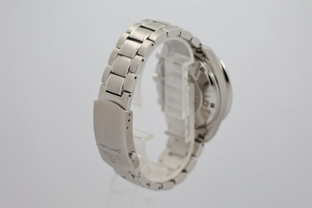Omega Speedmaster Date 40mm Automatik 32105100 - Detailansicht 3