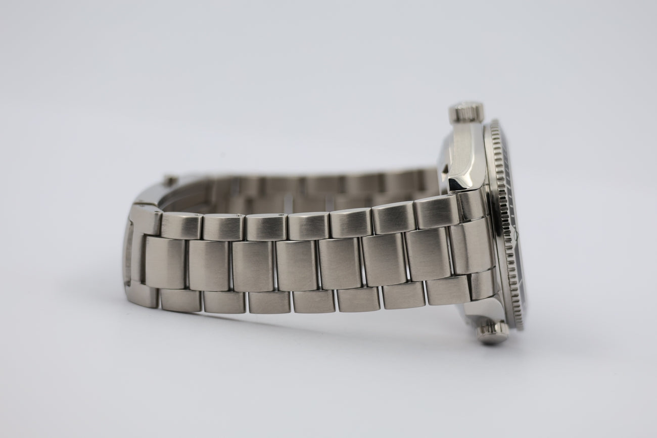 Omega Seamaster Planet Ocean 42mm Automatik 22015100 - Detailansicht 4