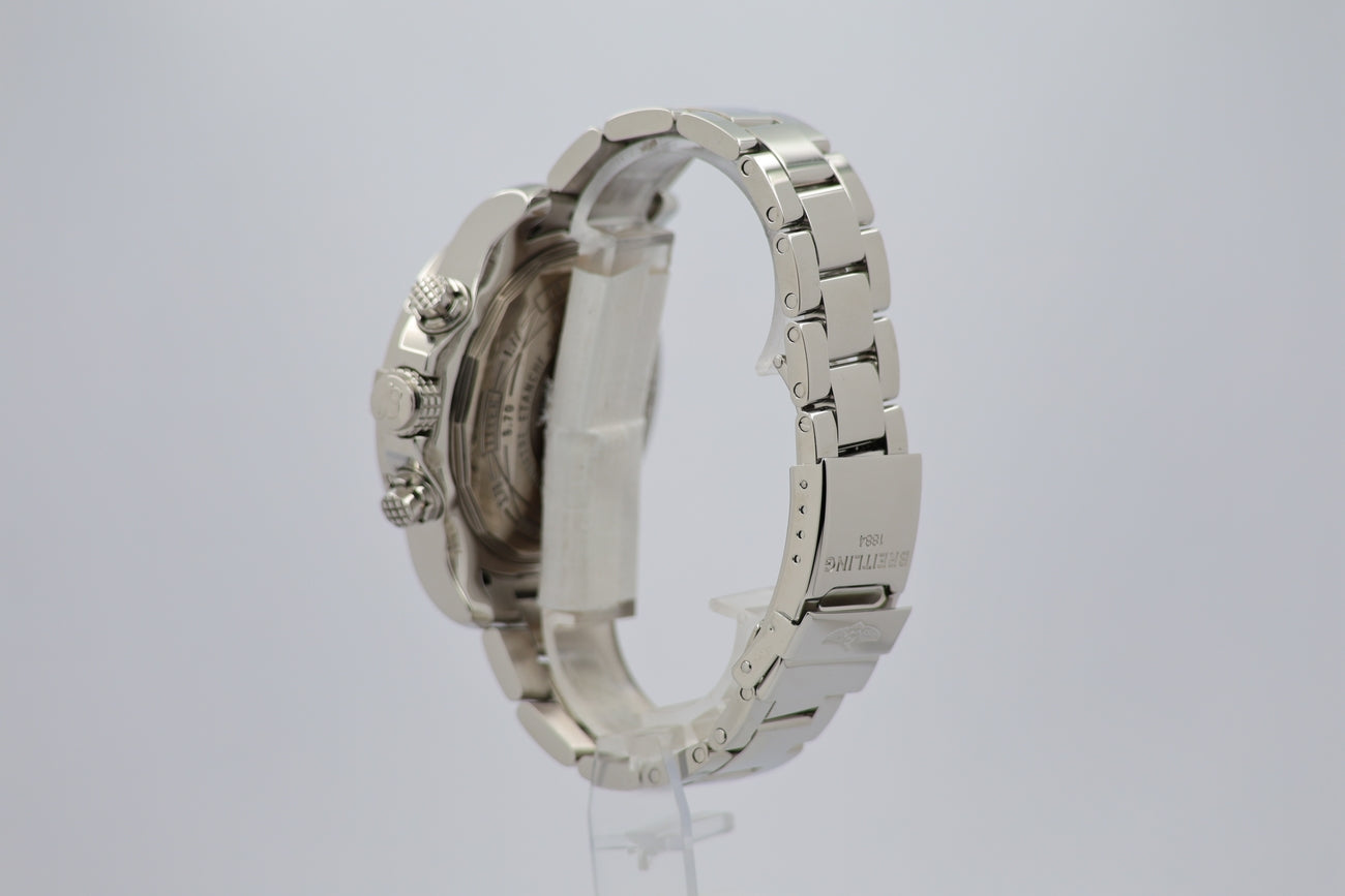 Breitling Super Avenger II 48mm Automatik A13371 - Detailansicht 2