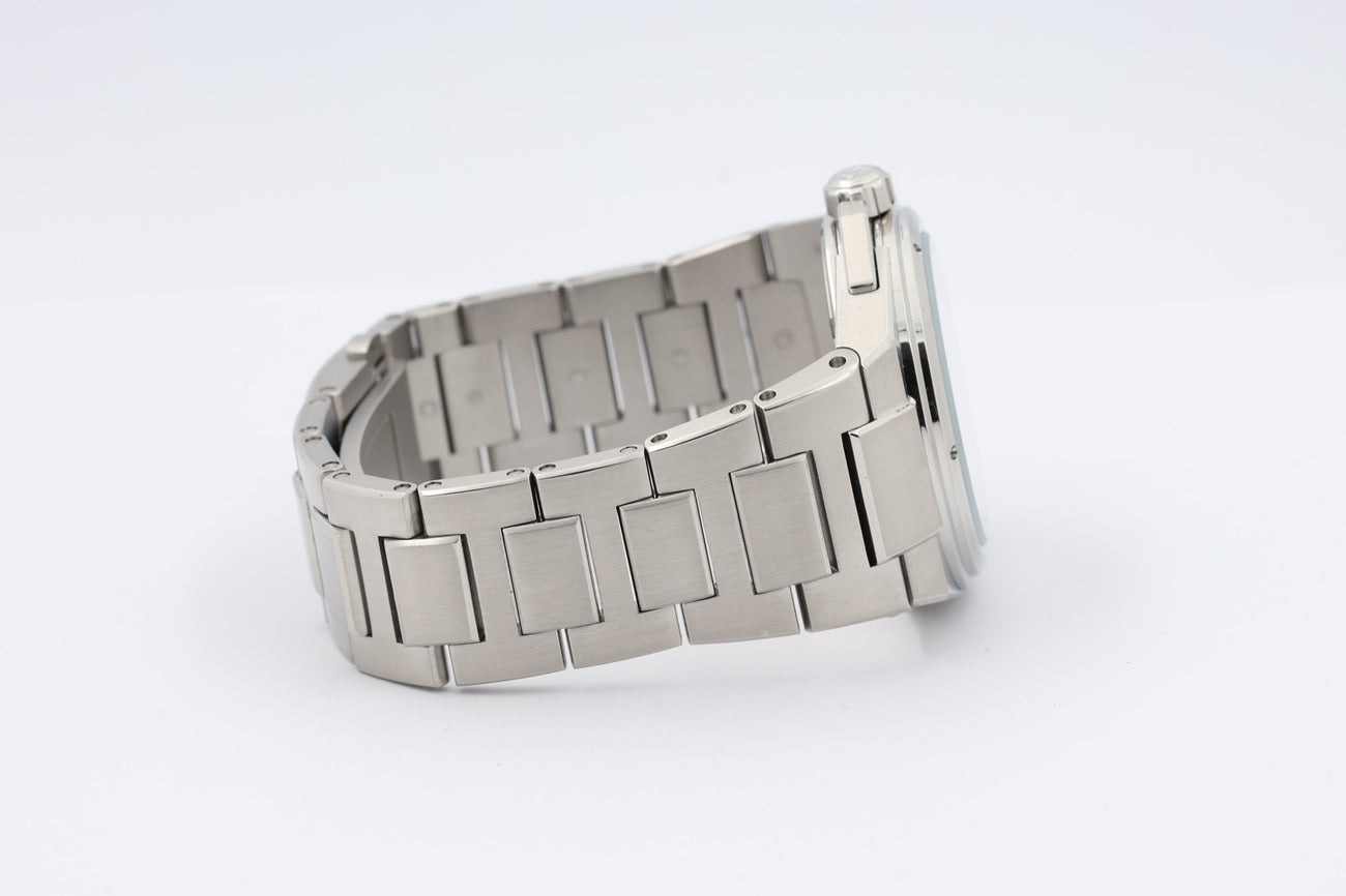 IWC Ingenieur 40mm Automatik Herrenuhr IW323902 - Detailansicht 6