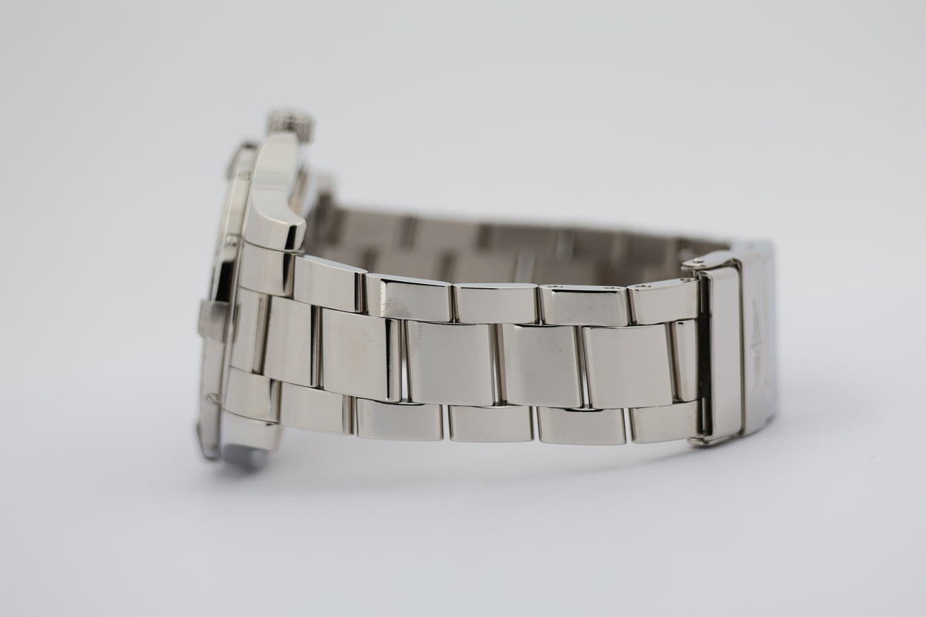 Breitling Avenger II GMT Perlmutt-Blatt 43mm Automatik A32390 - Detailansicht 3