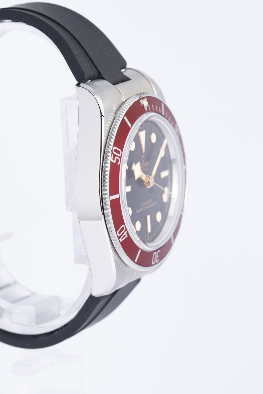 Tudor Black Bay Red 41mm Automatik 7941A1A0RU - Detailansicht 2