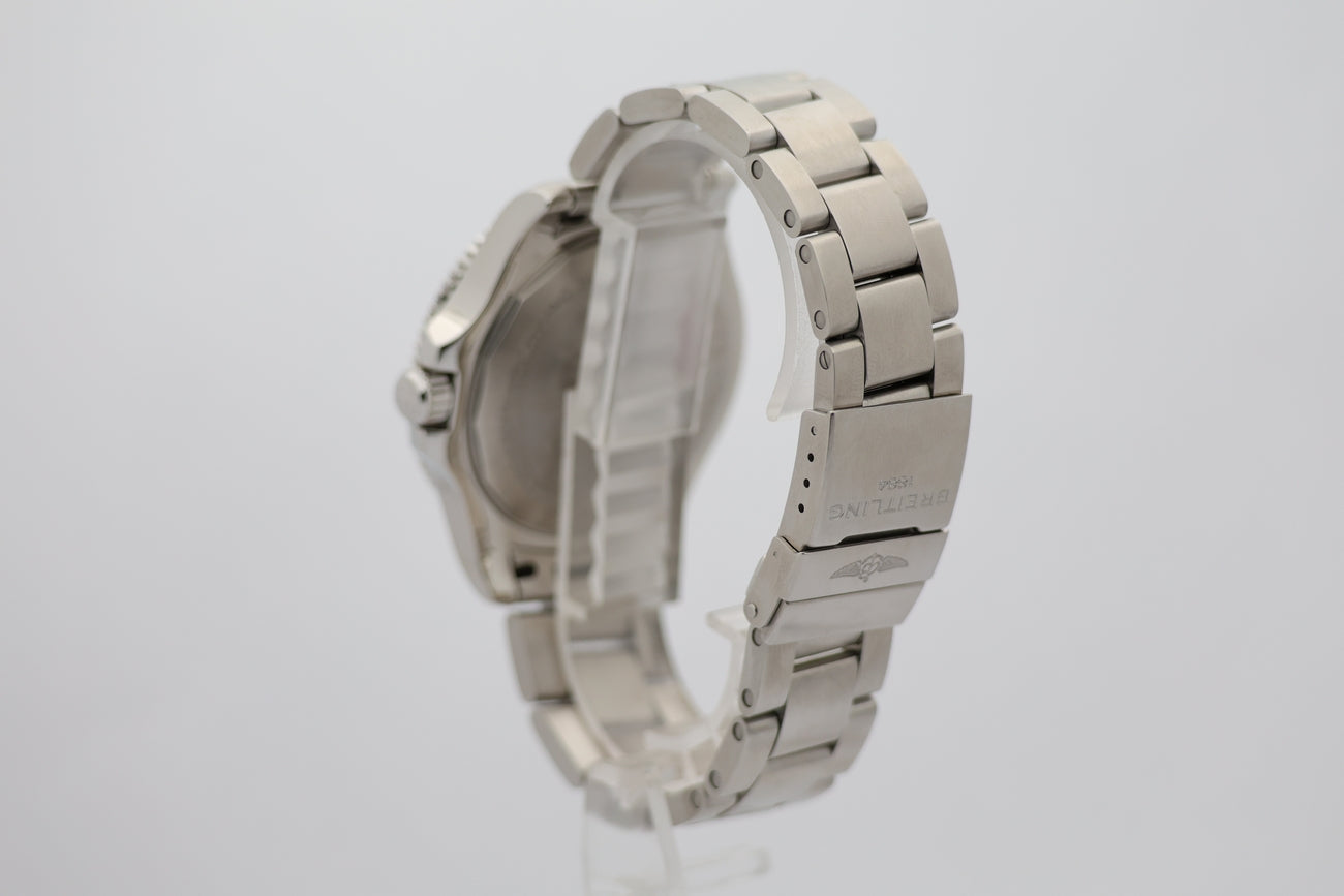 Breitling Superocean 42mm Automatik Herrenuhr A17366 - Detail view 2