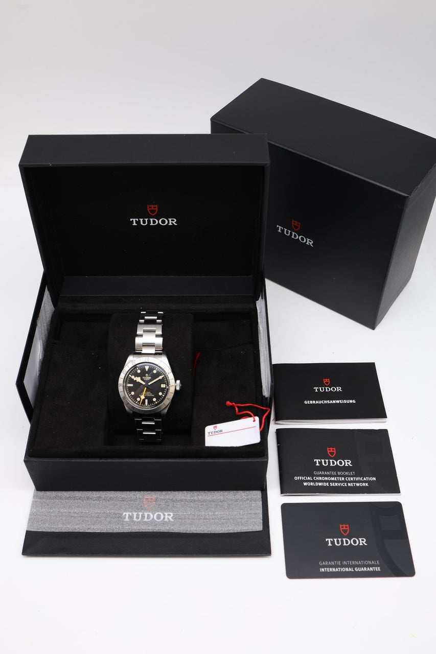 Tudor Black Bay Pro 39mm Automatik 79470 - Papiere und oder Lieferumfang