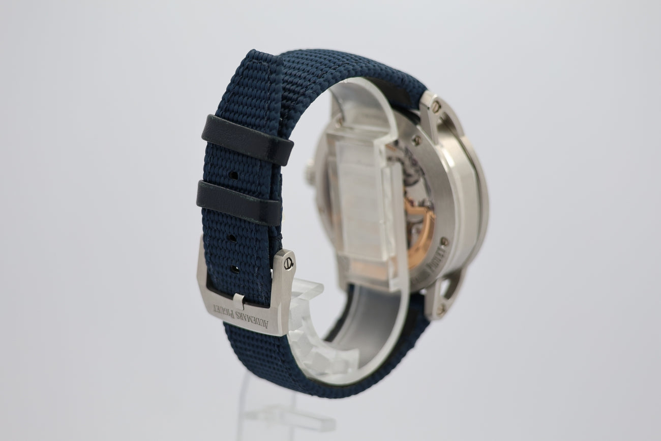 Audemars Piguet CODE 11.59 Chronograph Automatik Blau 26393ST - Detail view 1