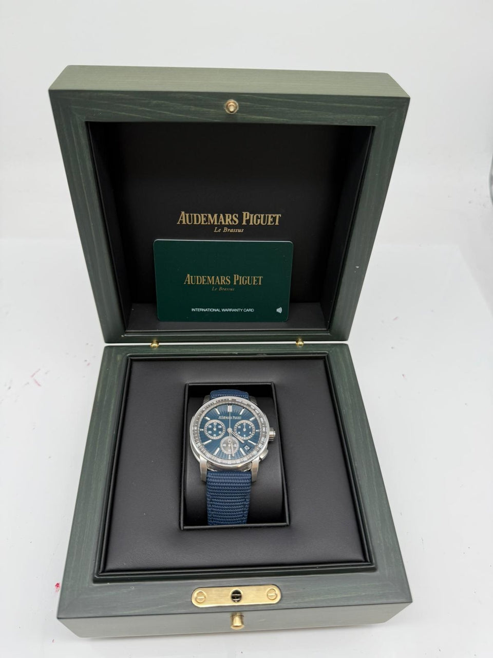 Audemars Piguet CODE 11.59 Chronograph Automatik Blau 26393ST - Papers and documentation