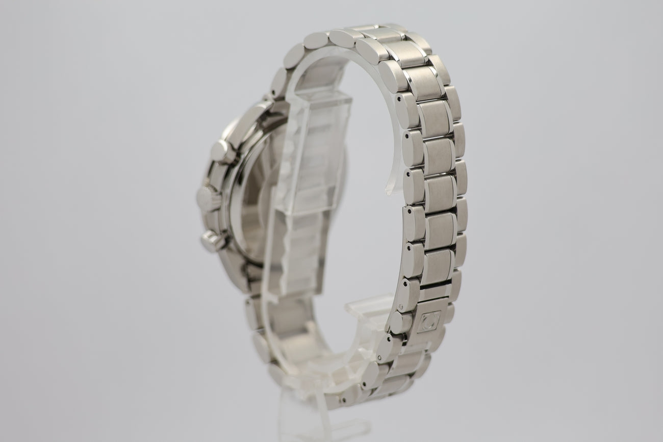 Omega Speedmaster Date Automatik Herrenuhr Stahl 39mm 35135000 - Detailansicht 2