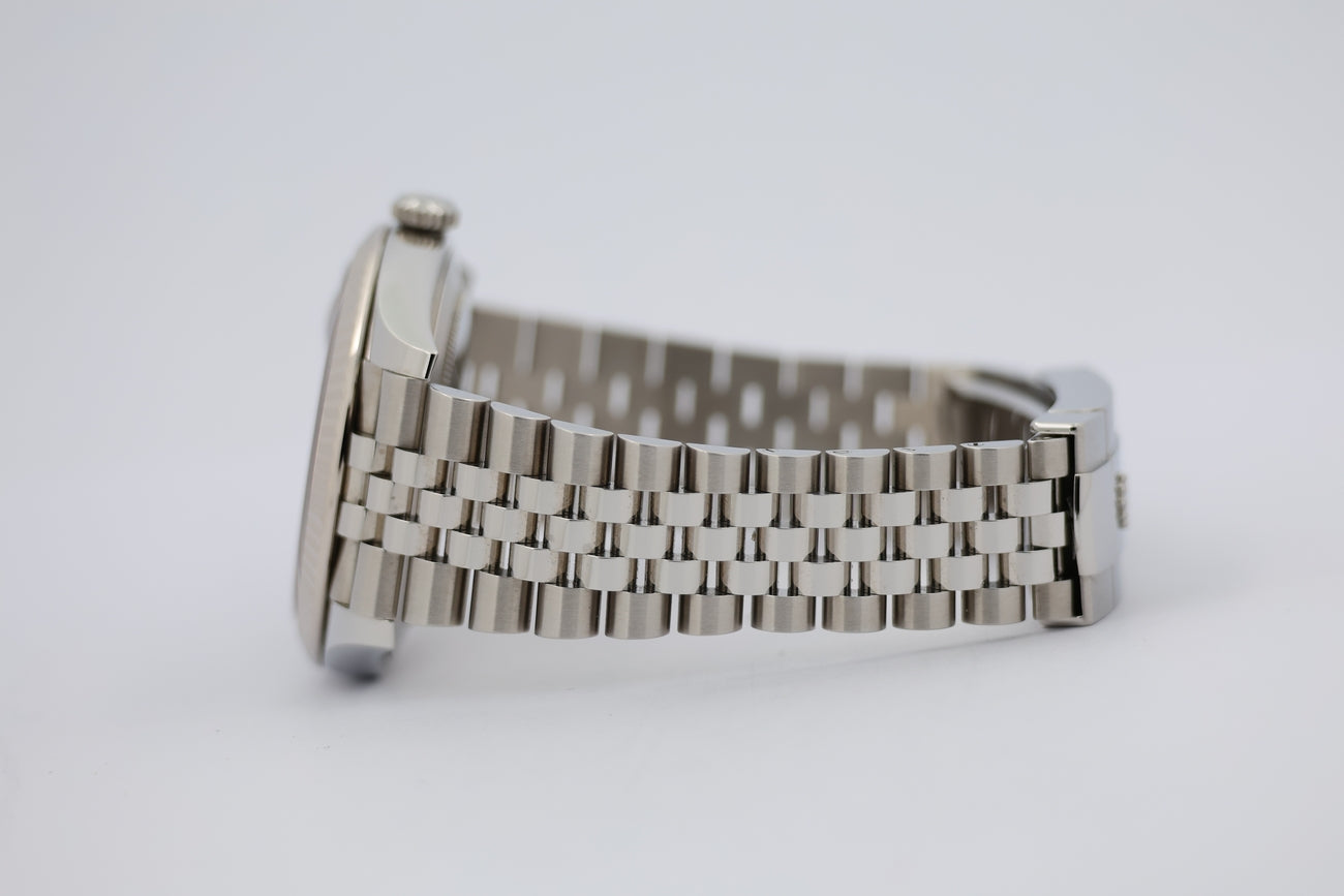 Rolex Datejust 41mm Automatik Herrenuhr Jubilee 126334 - Detailansicht 3
