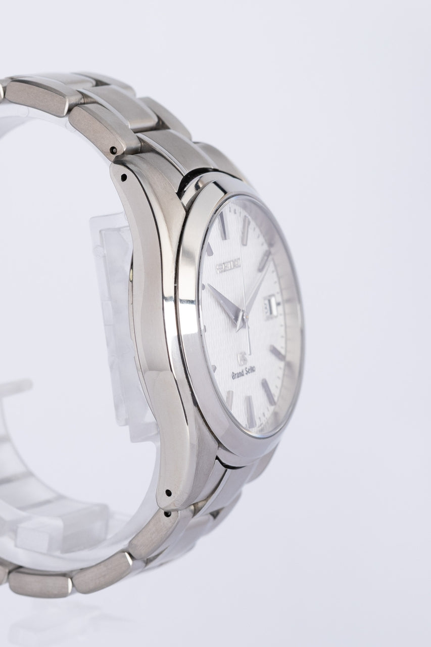Grand Seiko Quarz Herrenuhr Titan 37mm SBGX067 - Detailansicht 2
