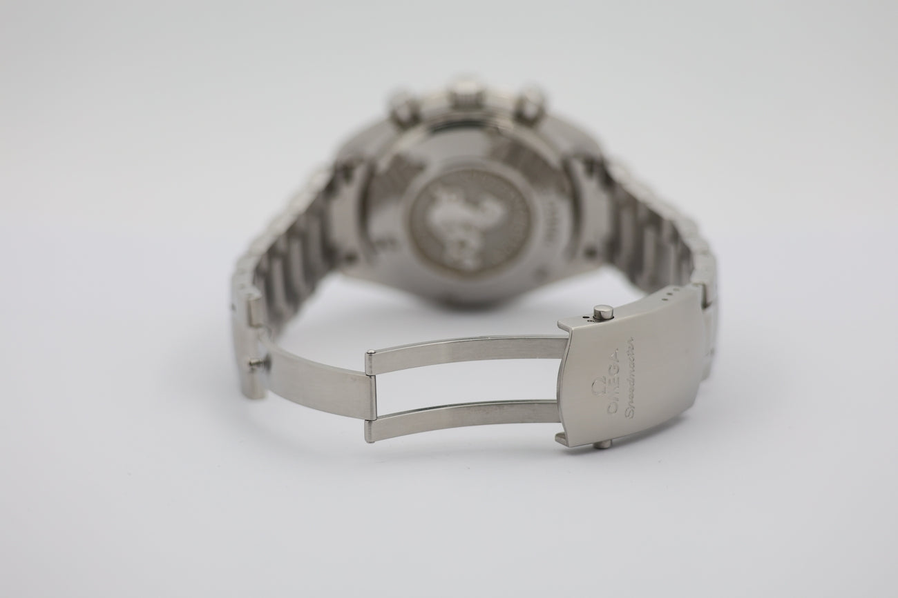 Omega Speedmaster Date Automatik 40 32330404006001 - Detailansicht 6