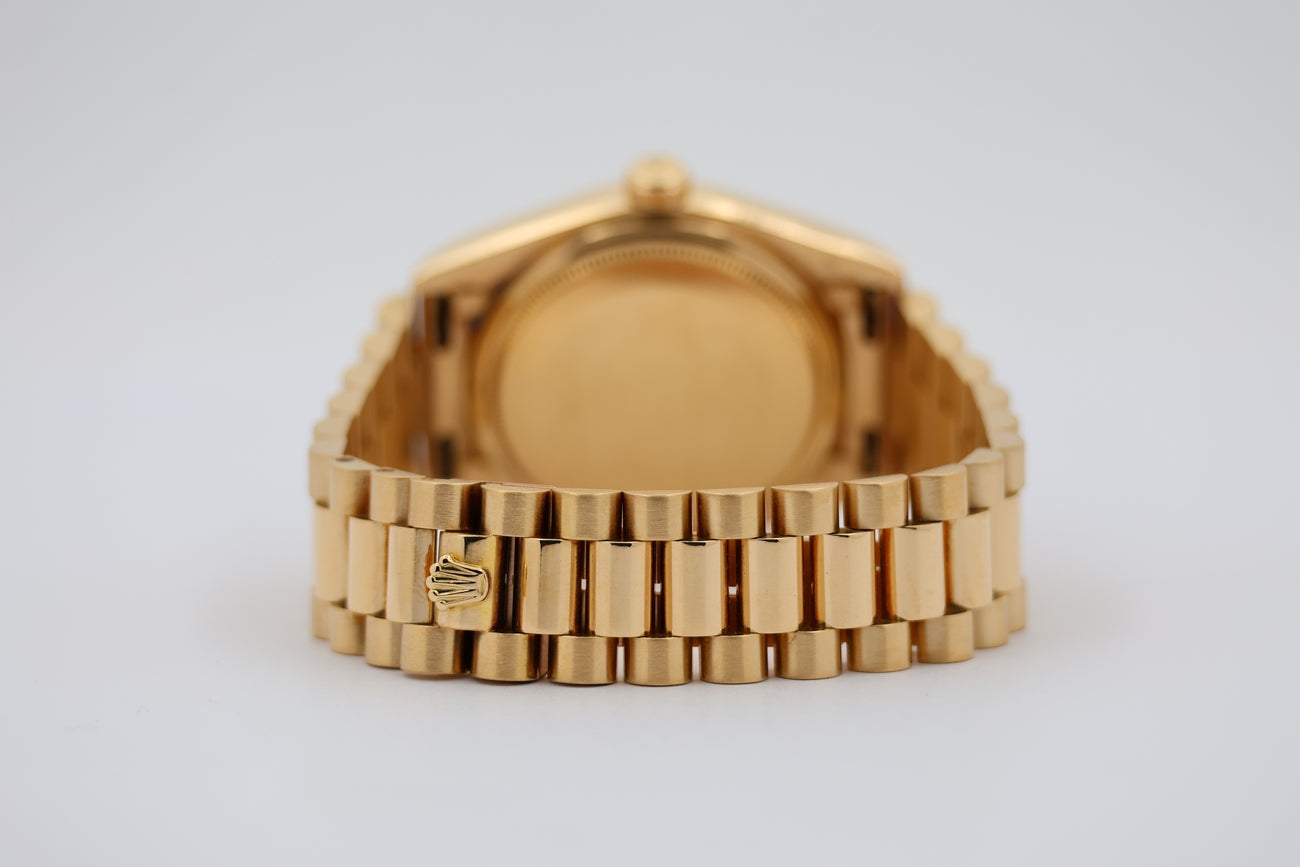 Rolex Day-Date 36 Gelbgold Automatik Herrenuhr LC100 18038 - Detailansicht 5