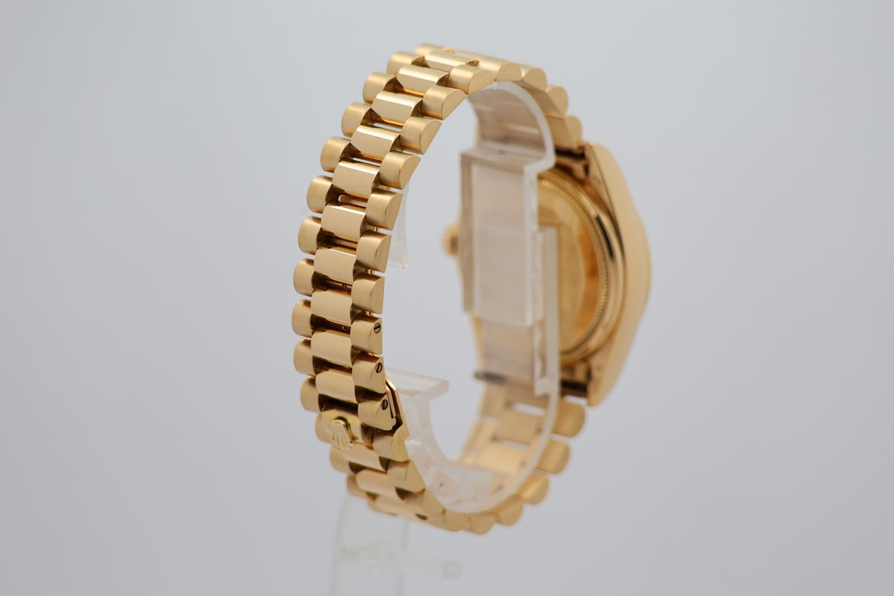 Rolex Day-Date 36 Gelbgold Automatik Herrenuhr LC100 18038 - Detailansicht 1