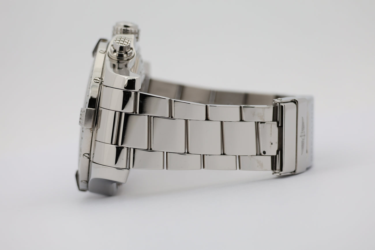 Breitling Super Avenger II Automatik 48mm A13371 - Detail view 3