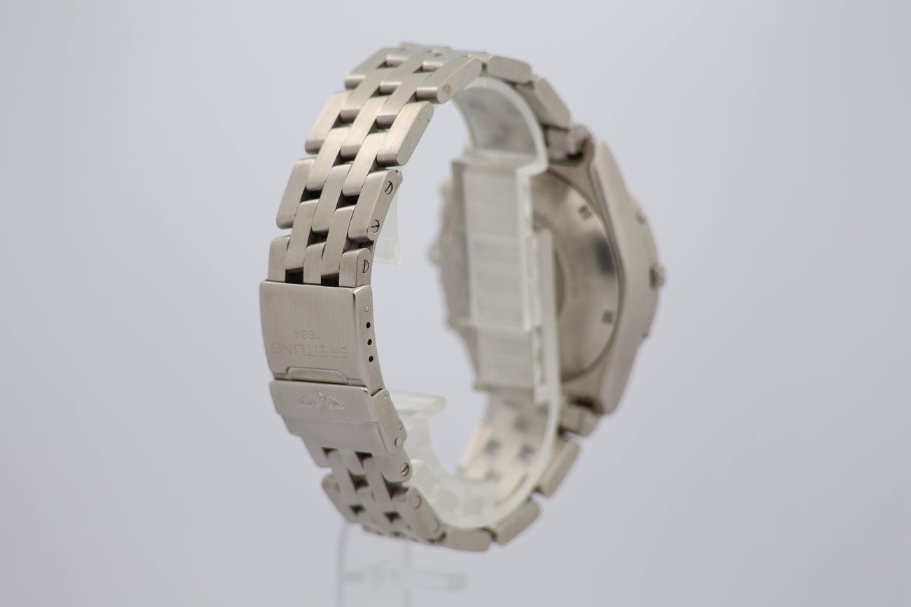 Breitling Chronomat Chronograph Automatik 39mm A13050 - Detail view 1