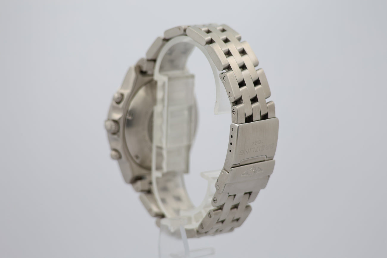 Breitling Chronomat Chronograph Automatik 39mm A13050 - Detail view 2