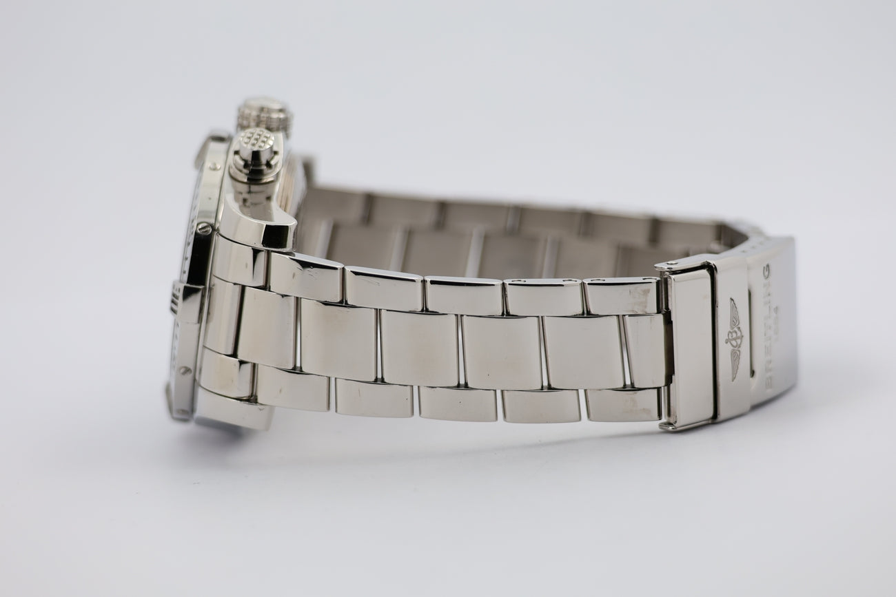 Breitling Avenger II 43mm Automatik A13381 - Detailansicht 3