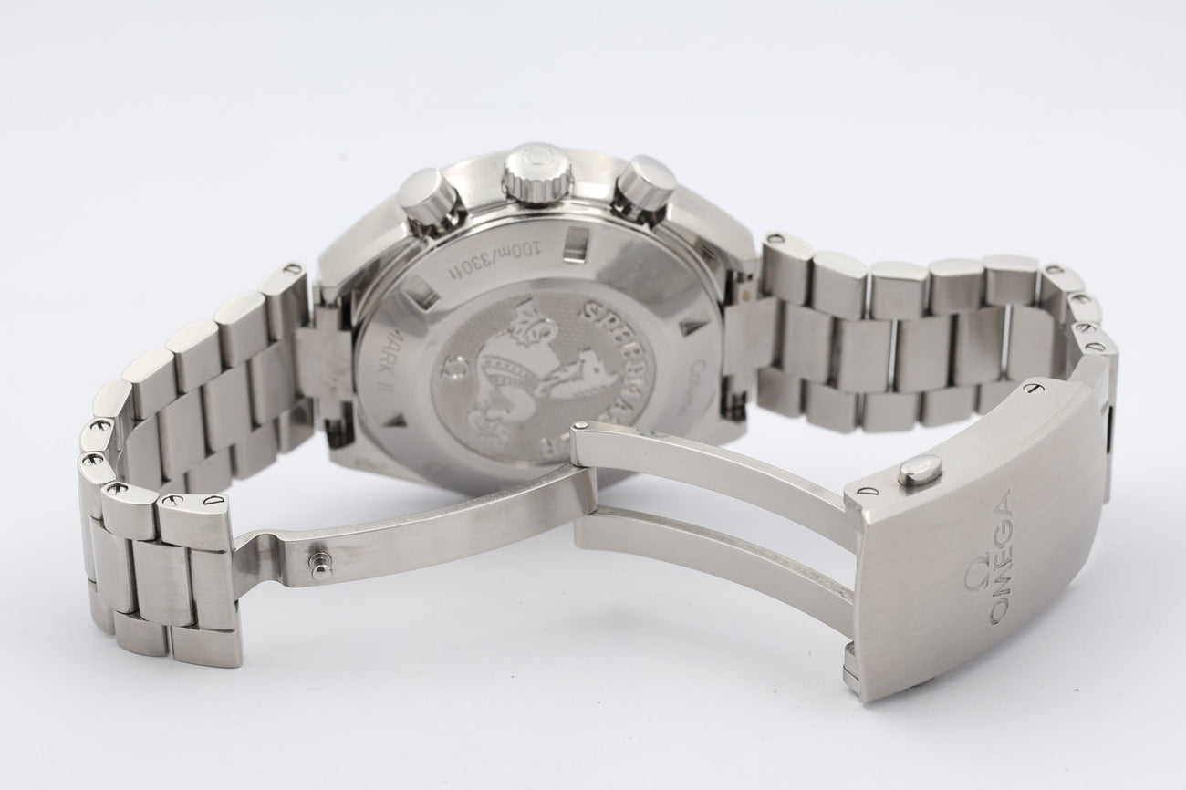 Omega Speedmaster Mark II Automatik Herrenuhr 32710435001001 - Detailansicht 8